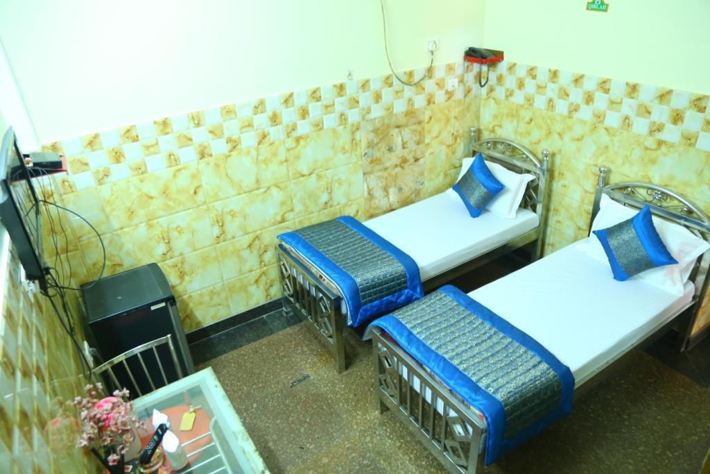 Hotel Ayesha Palace Delhi (National Capital Territory of India) Exterior foto